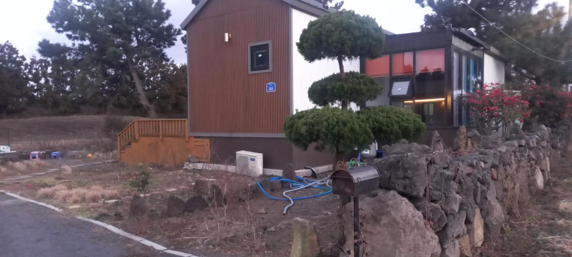 Hamdeok Pool Villa Pension Jeju Exterior foto